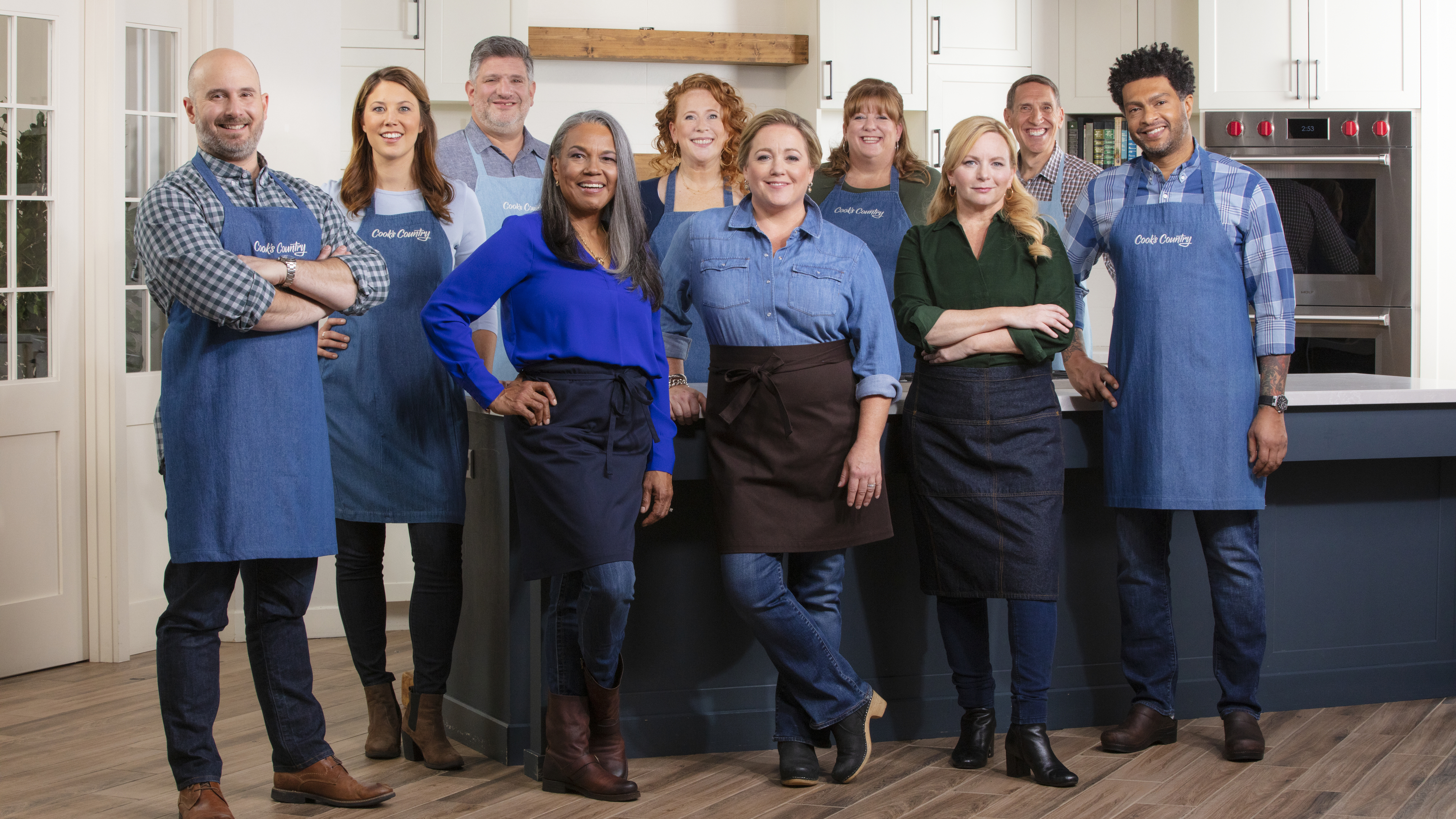Check for Cook's Country Season 15 (2nd Release) airing on a public telelvision station near you!
